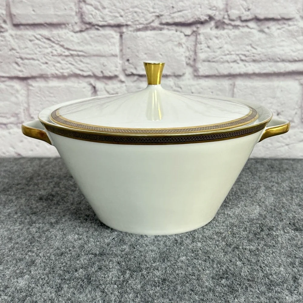 Johann Seltmann Vohenstrauß Bavaria Porcelain Serving Soup Bowl Lid Gold MCM